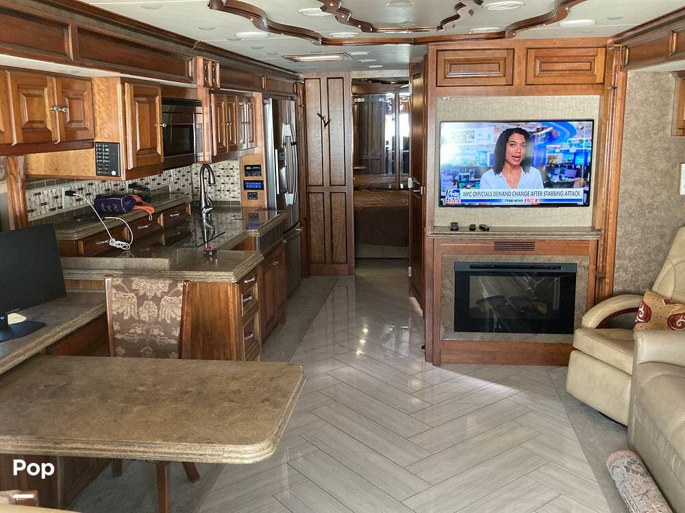 2014 Tiffin Allegro Bus 37AP - Used Diesel Pusher For Sale by Pop RVs in Boise, Idaho features Air Conditioning, Leveling Jacks, Awning, Slideout, Generator