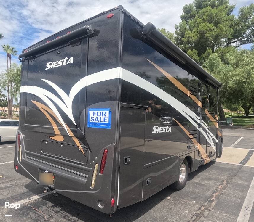 Used 2019 Thor Motor Coach Siesta 24SK available in Banning, California