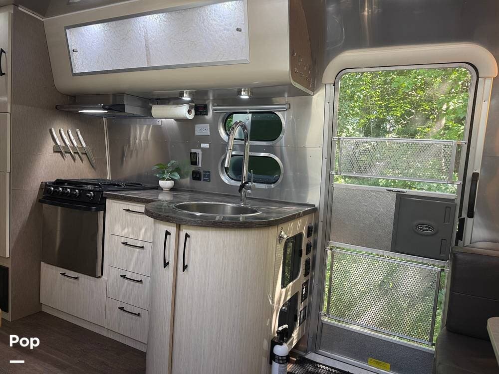 Used 2019 Airstream International 27FB Queen Serenity available in Hanover, Massachusetts