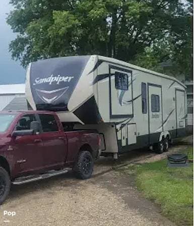 2024 Forest River Reflection 150 Series 260RD - Used Fifth Wheel For Sale by Pop RVs in North Las Vegas, Nevada features Air Conditioning, Awning, Leveling Jacks, Slideout