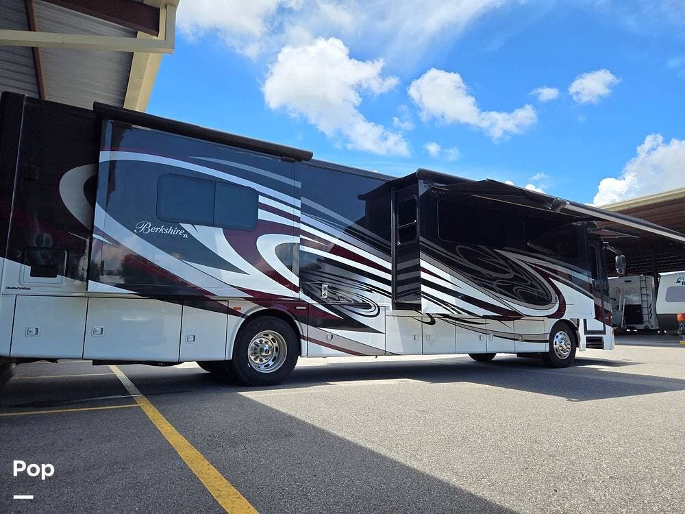 2017 Forest River Berkshire XL 40A - Used Diesel Pusher For Sale by Pop RVs in Largo, Florida features Generator, Air Conditioning, Slideout, Awning, Leveling Jacks