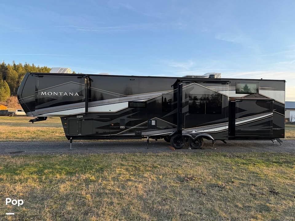 2025 Montana 3915TB by Keystone from Pop RVs in Saint Maries, Idaho
