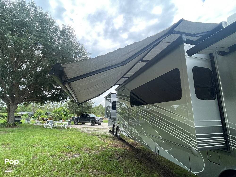 Used 2016 Winnebago Ellipse Ultra 42QL available in Venus, Florida