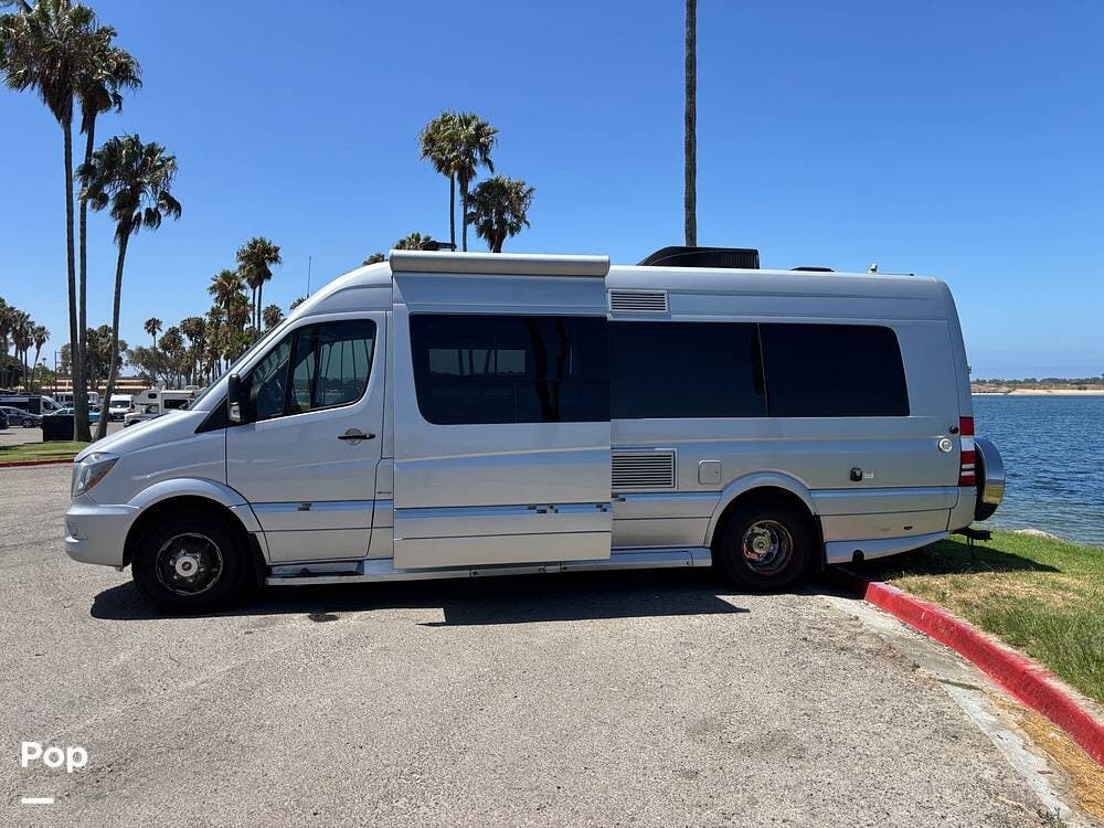 2016 Winnebago Era 170C-with Slide and Rear Bath - Used Class B For Sale by Pop RVs in La Mesa, California features Air Conditioning, Generator, Slideout, Awning