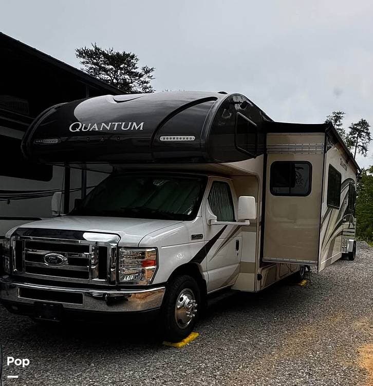 2019 Quantum 25rc by Thor Motor Coach from Pop RVs in Asheboro, North Carolina