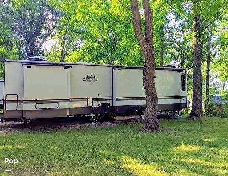 2022 Forest River Cedar Creek Cottage 40CRS - Used Travel Trailer For Sale by Pop RVs in Deer River, Minnesota features Slideout