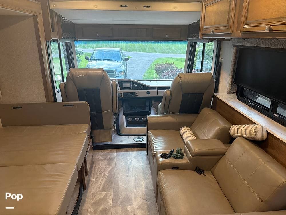 2021 Admiral 29M by Holiday Rambler from Pop RVs in Saline, Michigan