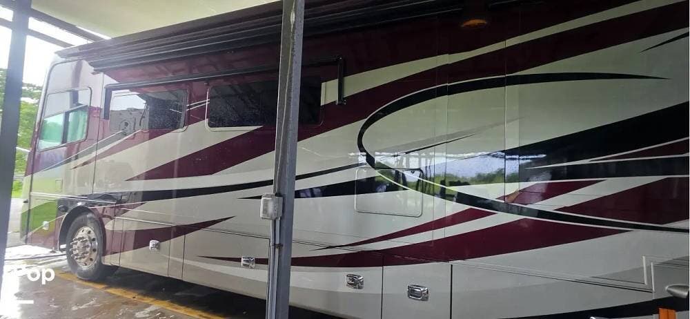 2013 Tiffin Allegro Bus 40QBP Power Glide - Used Diesel Pusher For Sale by Pop RVs in Miami, Florida features Slideout