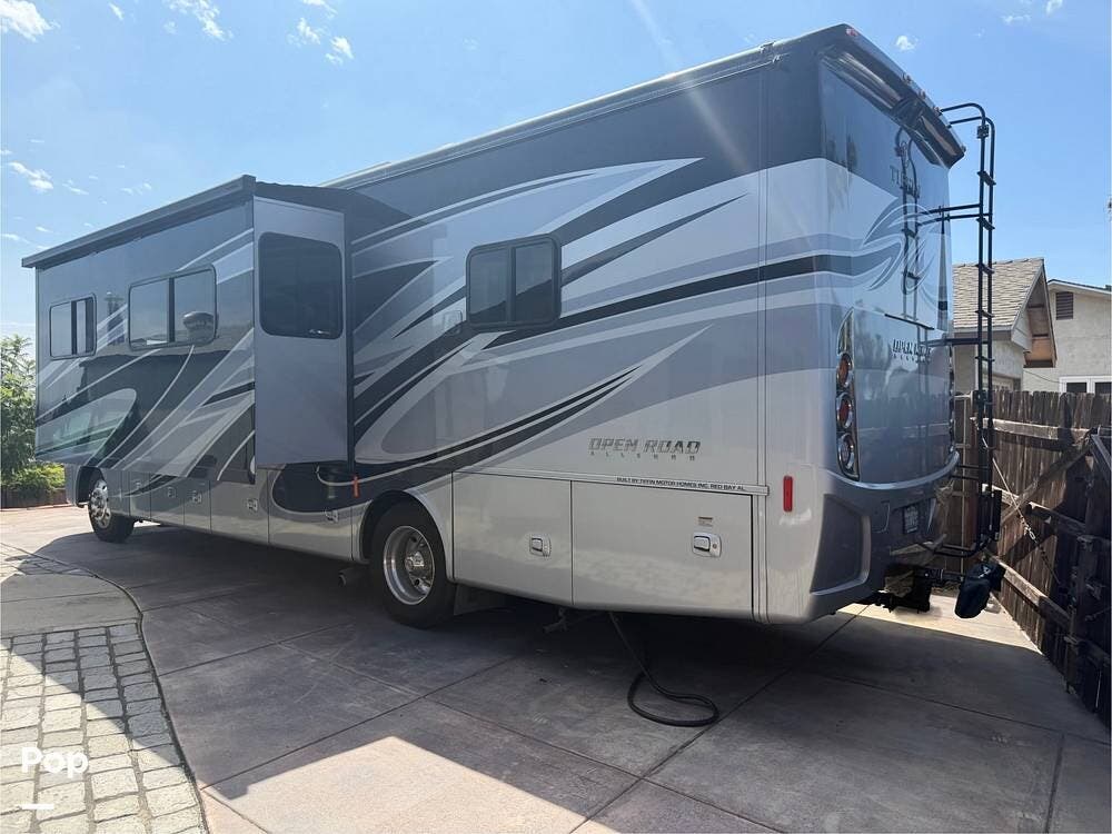 2021 Tiffin Allegro Open Road 32SA - Used Class A For Sale by Pop RVs in Oceanside, California features Awning, Air Conditioning, Generator, Leveling Jacks, Slideout