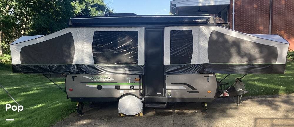 2021 Rockwood Freedom 2318G - Used Popup For Sale by Pop RVs in Pittsburgh, Pennsylvania features Slideout, Air Conditioning, Awning, Leveling Jacks
