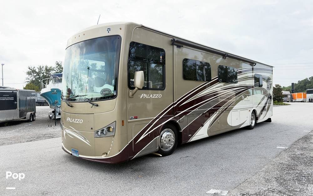 2016 Palazzo 36.2 by Thor Motor Coach from Pop RVs in Kissimmee, Florida