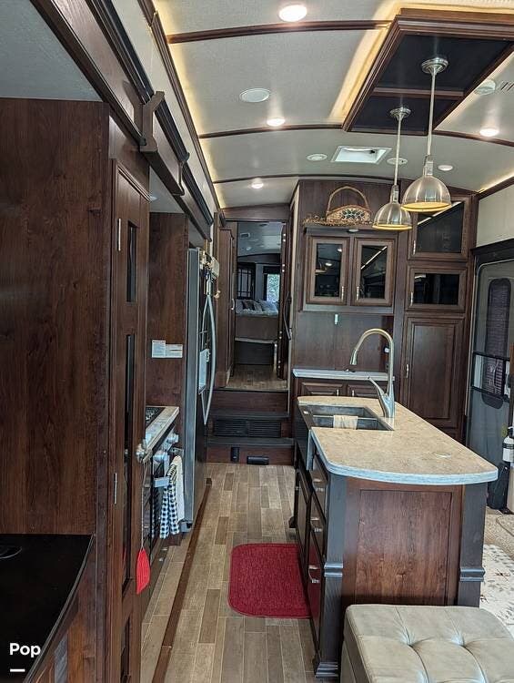 2020 Pinnacle 36 SSWS by Jayco from Pop RVs in Lecanto, Florida