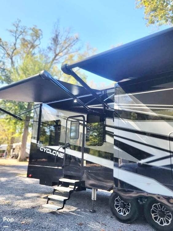 2024 Cyclone 4006 by Heartland from Pop RVs in Apalachicola, Florida