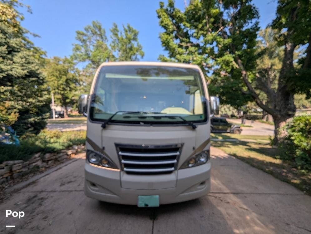 2017 Axis 24.1 by Thor Motor Coach from Pop RVs in Lincoln, Nebraska