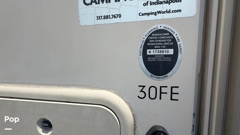 2019 Freedom Elite 30FE by Thor Motor Coach from Pop RVs in Clearwater, Florida