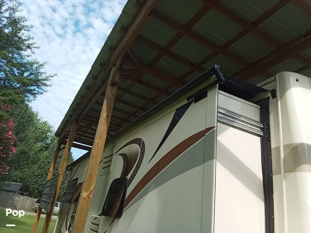 2017 Hurricane 29M by Thor Motor Coach from Pop RVs in Athens, Tennessee