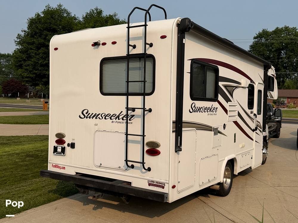 Used 2018 Forest River Sunseeker 2300 available in Clinton Township, Michigan