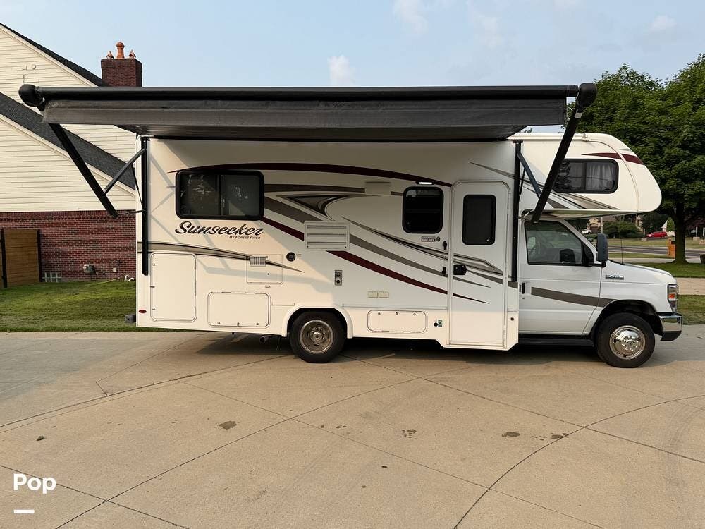 2018 Forest River Sunseeker 2300 - Used Class C For Sale by Pop RVs in Clinton Township, Michigan features Air Conditioning, Generator, Awning