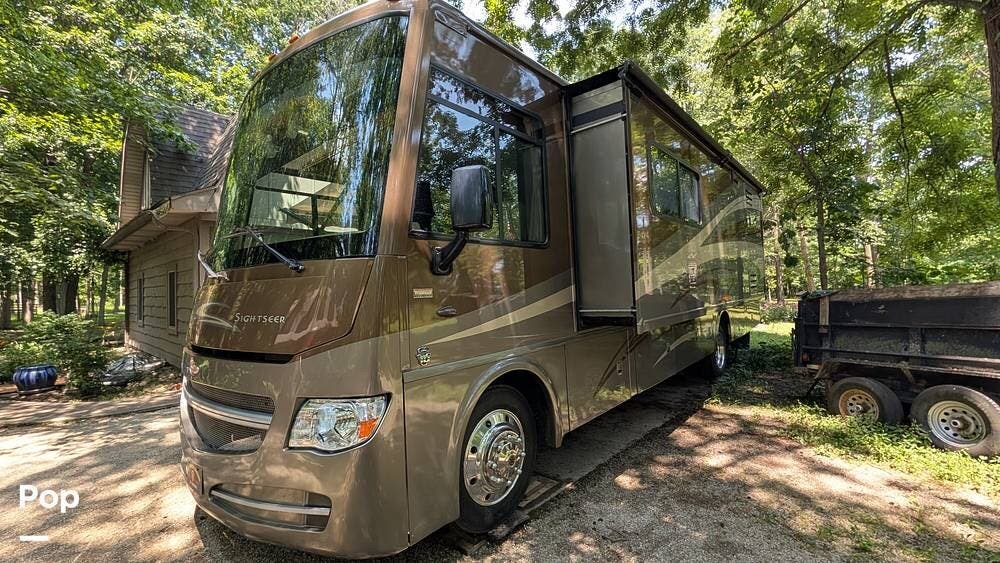 Used 2013 Winnebago Sightseer 33C available in Sheridan, Indiana