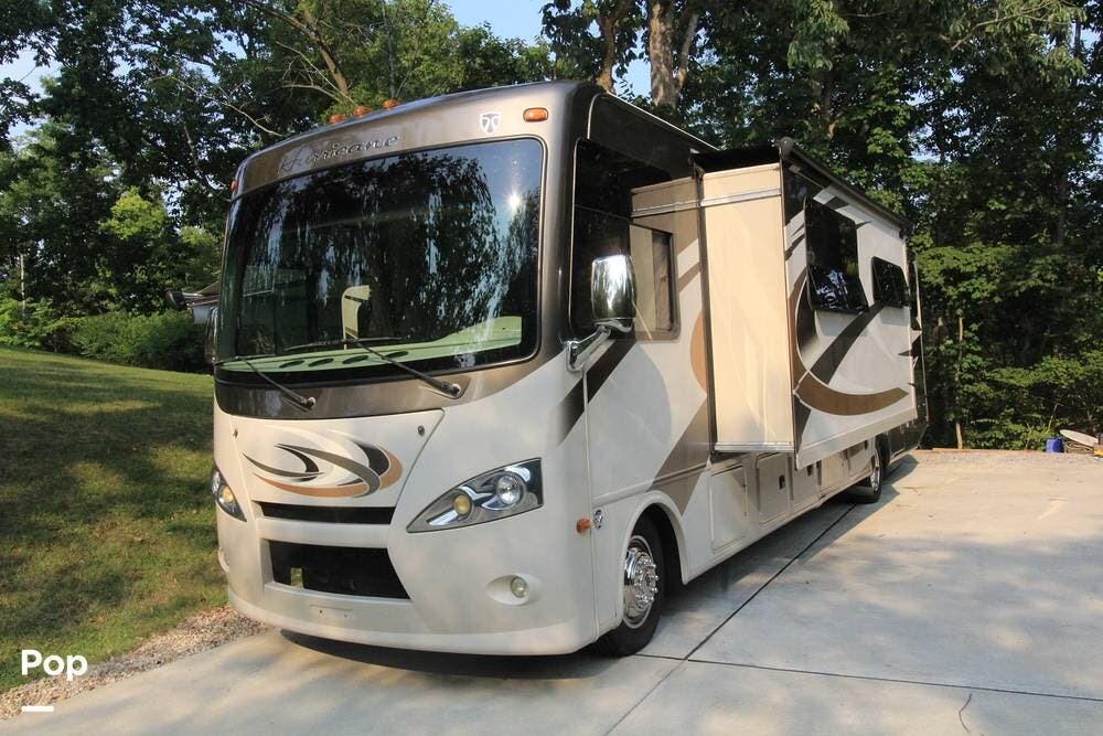 2016 Thor Motor Coach Hurricane 35C - Used Class A For Sale by Pop RVs in Cincinnati, Ohio features Leveling Jacks, Air Conditioning, Slideout, Awning, Generator