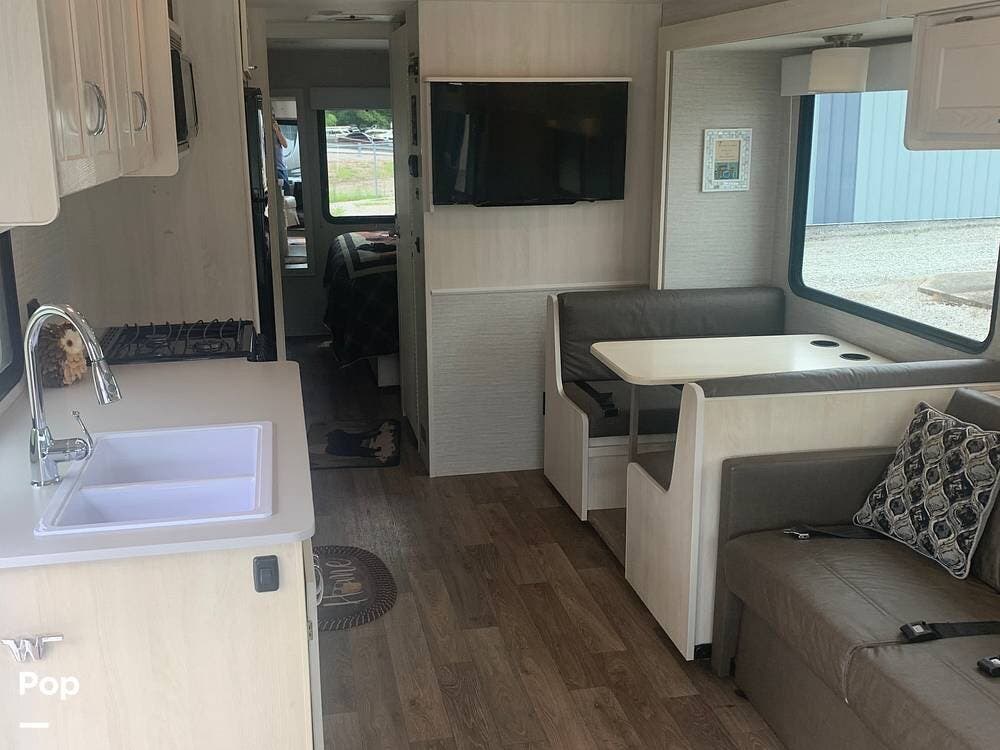 2019 Intent 30R by Winnebago from Pop RVs in London, Kentucky