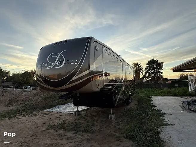 2017 Mobile Suites 36RSSB3 by DRV from Pop RVs in Glendale, Arizona