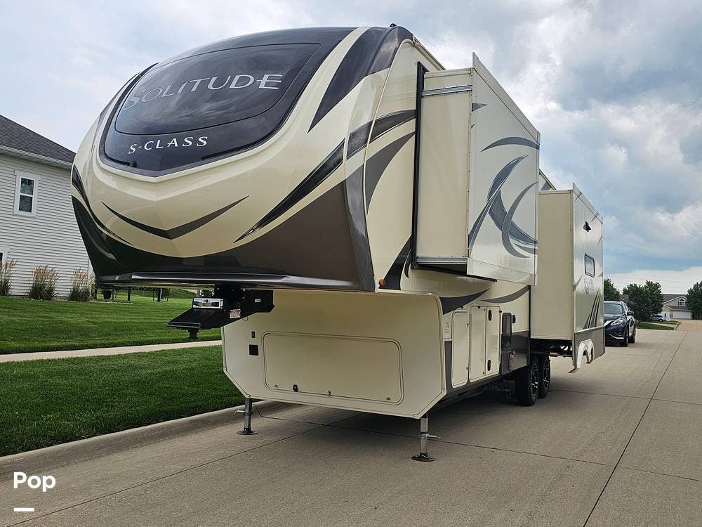 2021 Solitude S-Class 2930RL by Grand Design from Pop RVs in Marion, Iowa