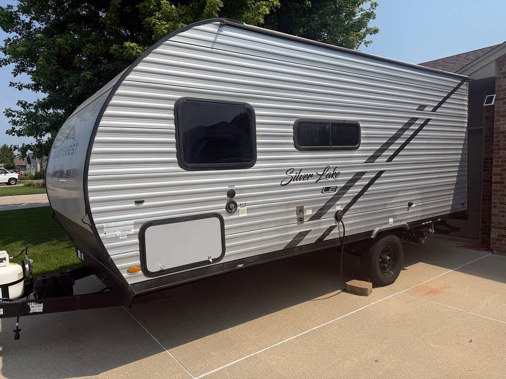 2024 Miscellaneous East To West RV Silverlake 17BHLE - Used Travel Trailer For Sale by Pop RVs in Sioux Falls, South Dakota features Air Conditioning, Leveling Jacks, Awning