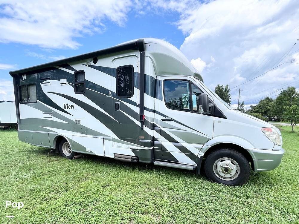 2014 Winnebago View 24G - Used Class C For Sale by Pop RVs in Lynn Haven, Florida features Slideout, Awning, Air Conditioning, Generator