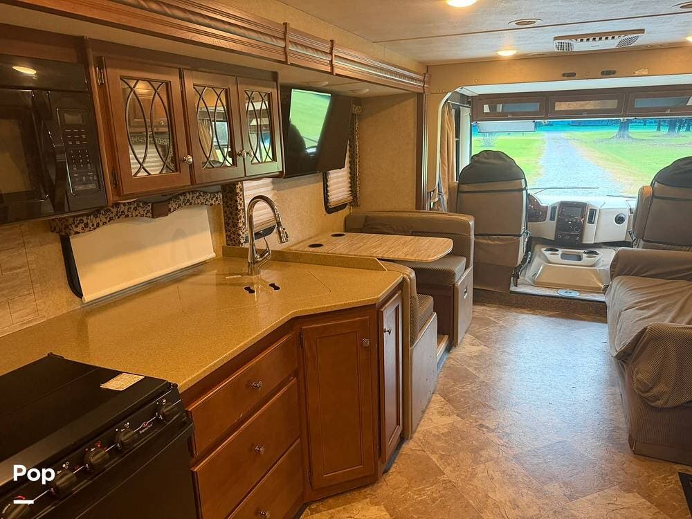 Used 2016 Thor Motor Coach Windsport 34J available in Brusly, Louisiana