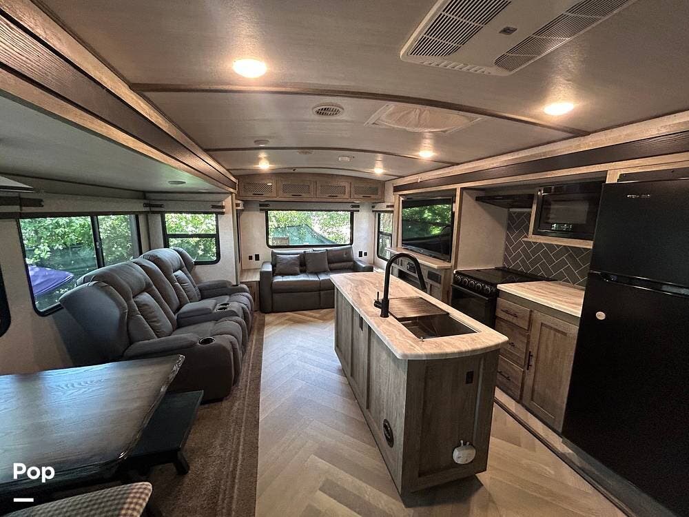 2021 Salem Hemisphere 308RL by Forest River from Pop RVs in Fort Lauderdale, Florida