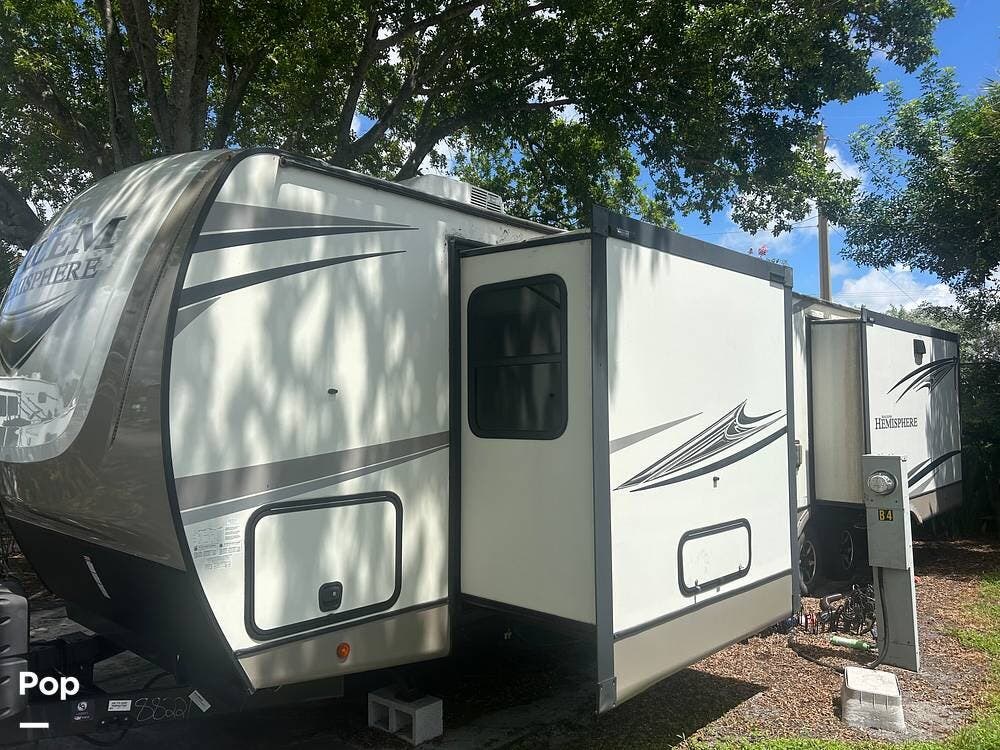 2021 Forest River Salem Hemisphere 308RL - Used Travel Trailer For Sale by Pop RVs in Fort Lauderdale, Florida features Air Conditioning, Awning, Slideout