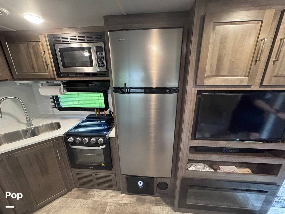 2023 Flagstaff 27BHWS by Forest River from Pop RVs in Kaplan, Louisiana