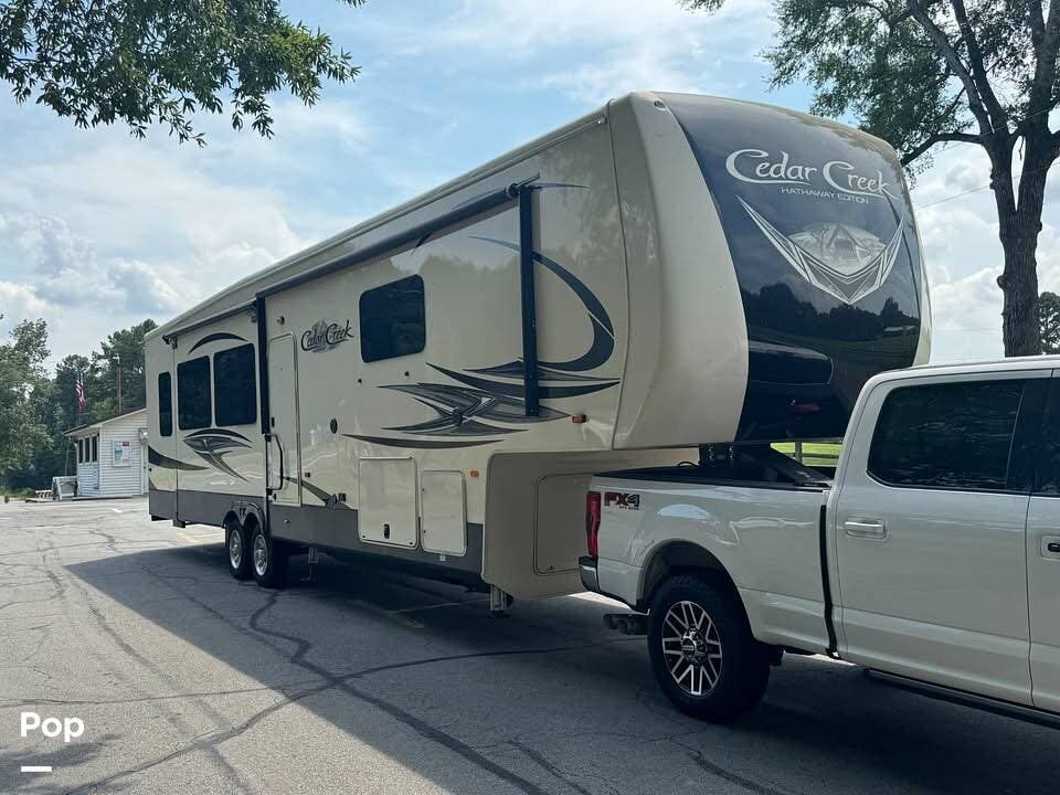 2019 Forest River Cedar Creek 38dbrk - Used Fifth Wheel For Sale by Pop RVs in North Little Rock, Arkansas features Slideout