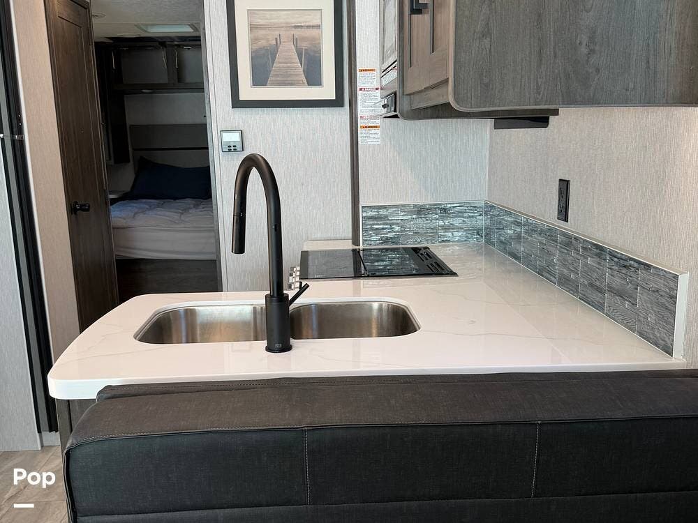 2023 Coachmen Pursuit 29XPS - Used Class A For Sale by Pop RVs in Elk Grove, California features Generator, Slideout, Awning, Air Conditioning