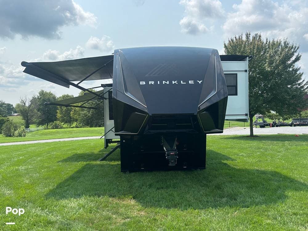 2025 Miscellaneous Brinkley G4100 - Used Toy Hauler For Sale by Pop RVs in Manheim, Pennsylvania features Leveling Jacks, Slideout, Air Conditioning, Awning, Generator