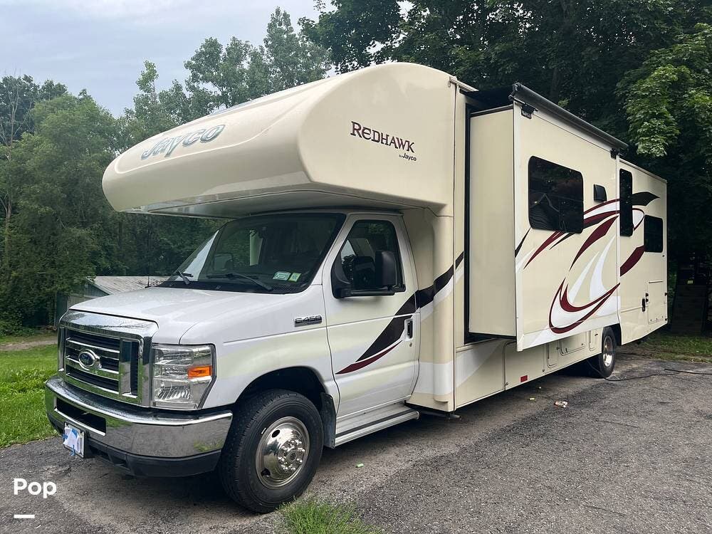 2016 Jayco Redhawk 31XL - Used Class C For Sale by Pop RVs in Pavilion, New York features Slideout