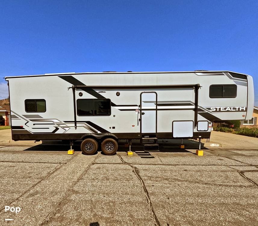 2022 Stealth 3217G by Forest River from Pop RVs in Glendora, California