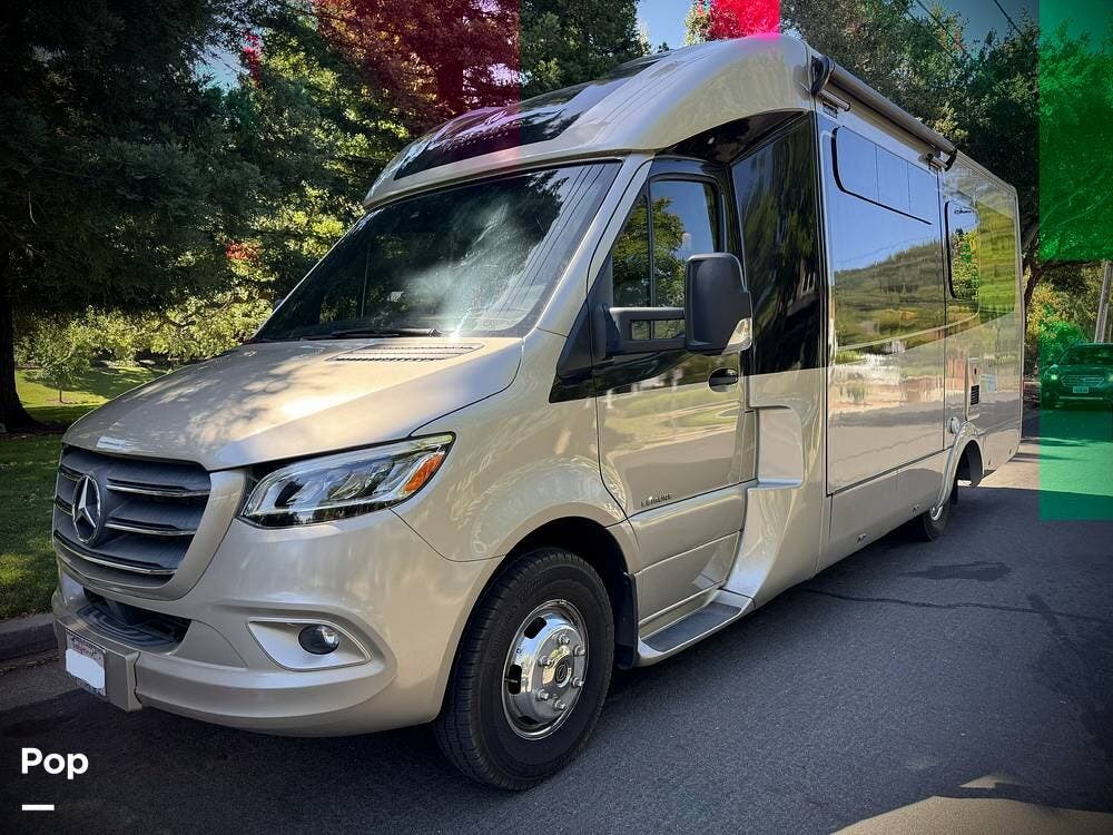 2019 Leisure Travel Unity U24MB - Used Class C For Sale by Pop RVs in Monte Sereno, California features Leveling Jacks, Air Conditioning, Awning, Slideout, Generator