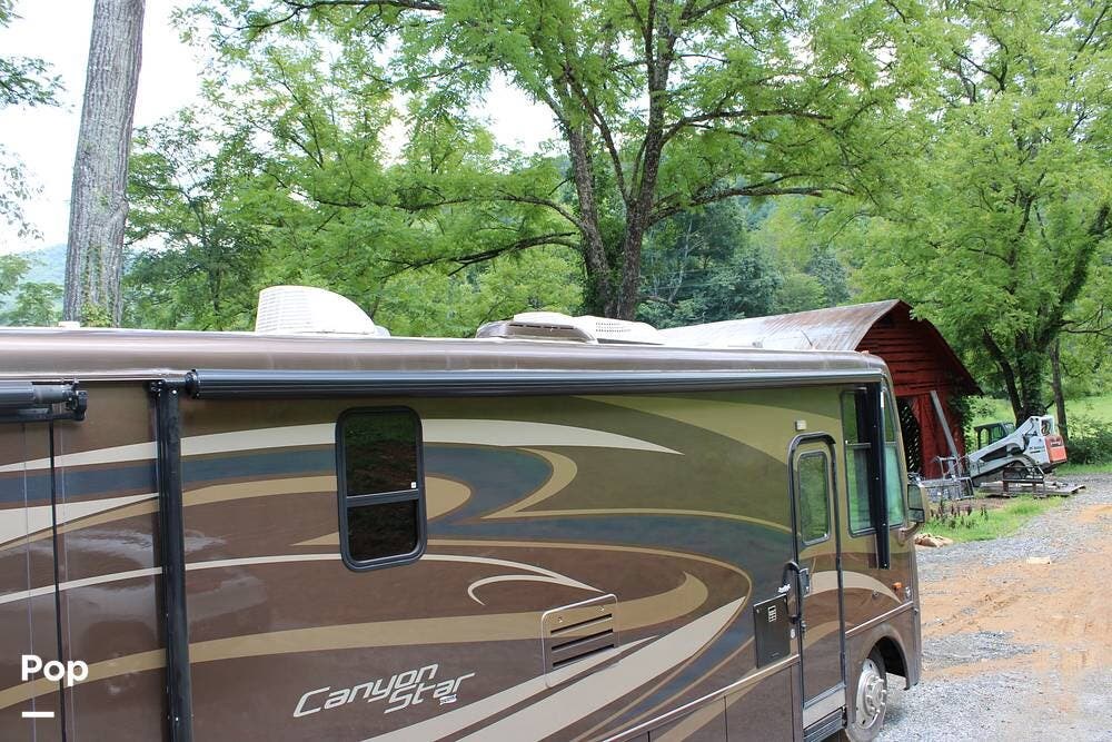 2013 Canyon Star 3610 by Newmar from Pop RVs in Mars Hill, North Carolina