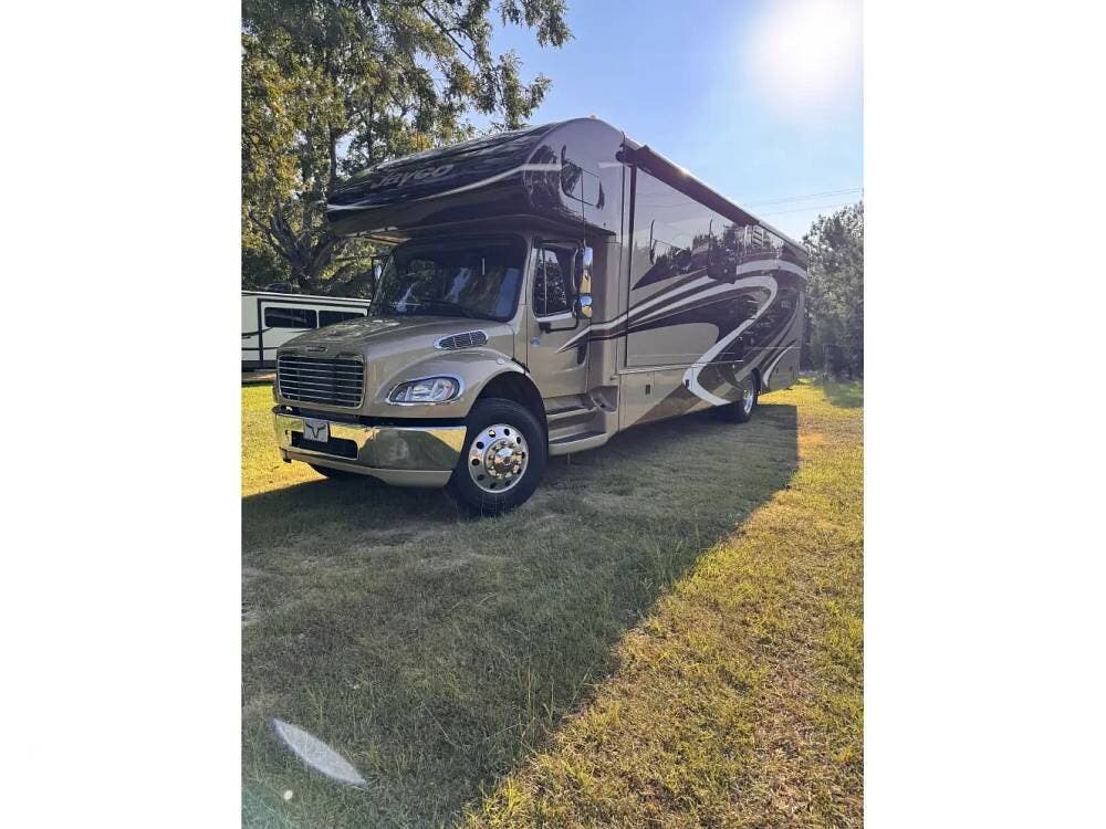 2015 Seneca 37TS by Jayco from Pop RVs in Ninety Six, South Carolina