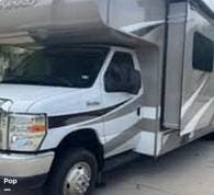 2014 Thor Motor Coach Four Winds 31W - Used Class C For Sale by Pop RVs in Anna, Texas features Slideout