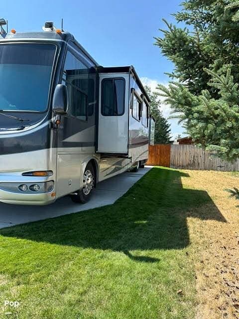 2005 Gulf Stream Scenic Cruiser 8408WFD - Used Diesel Pusher For Sale by Pop RVs in Belgrade, Montana features Air Conditioning, Generator, Leveling Jacks, Awning, Slideout