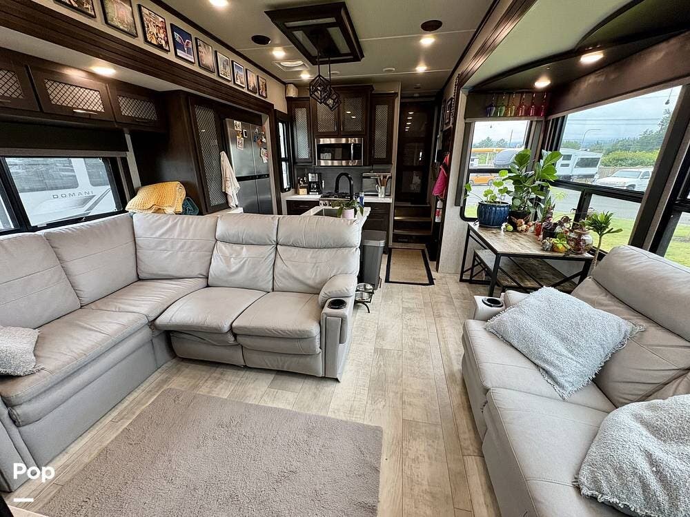 2022 Momentum 395MS by Grand Design from Pop RVs in Sultan, Washington
