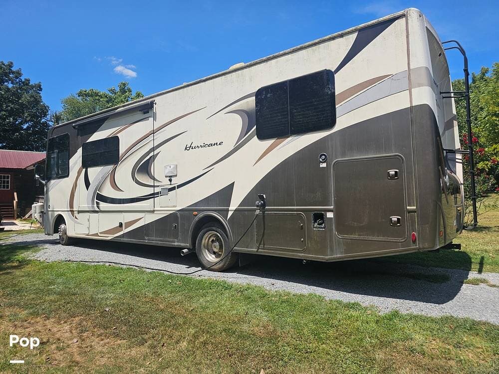 Used 2017 Thor Motor Coach Hurricane 31Z available in Malvern, Arkansas