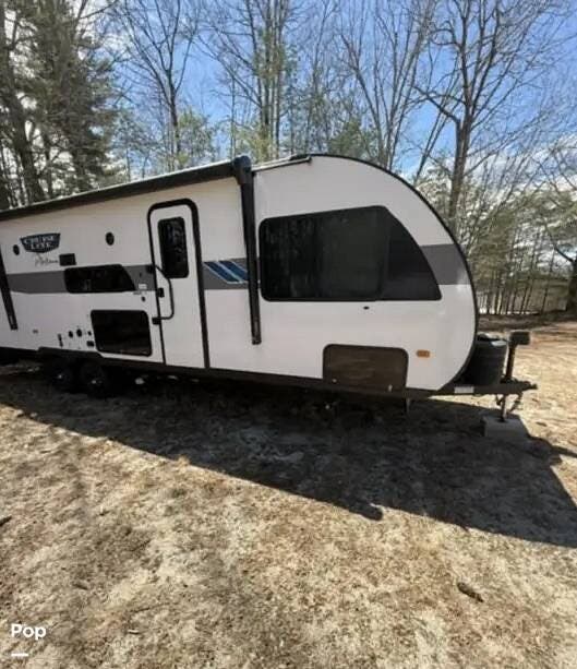 Used 2024 Forest River Cruise Lite Platinum 263BHXL available in Windham, Maine