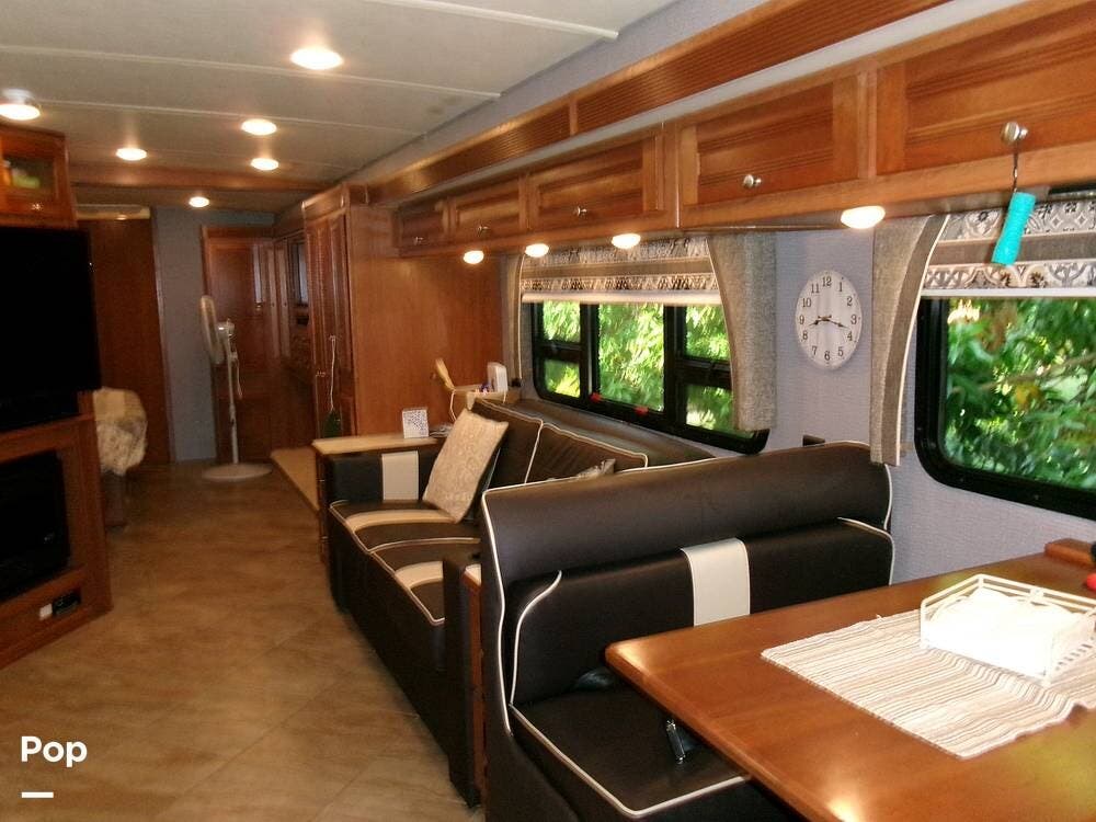 2018 Winnebago Forza 38F - Used Diesel Pusher For Sale by Pop RVs in Stuart, Florida features Slideout, Leveling Jacks, Awning, Air Conditioning, Generator