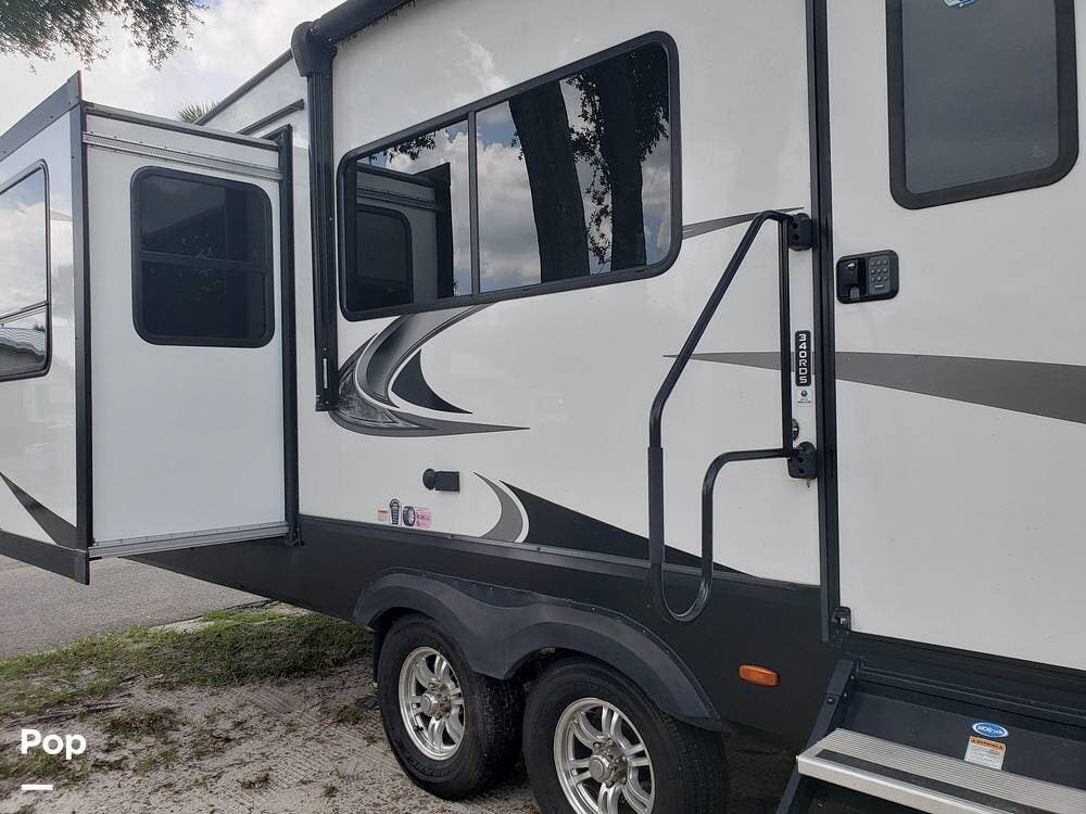2022 Reflection 340RDS by Grand Design from Pop RVs in Leesburg, Florida