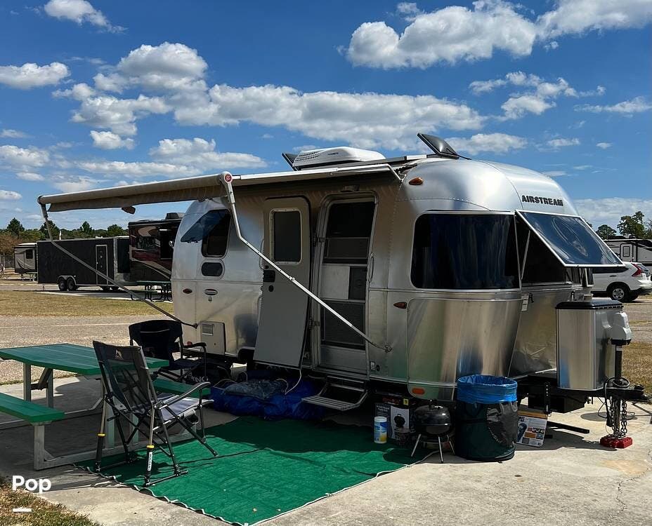 2017 International Serenity 19 by Airstream from Pop RVs in Suntree, Florida