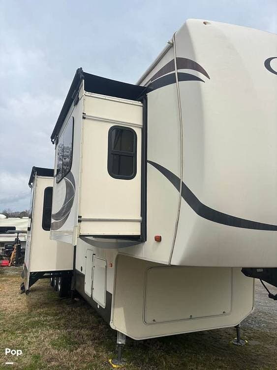 2019 Forest River Cedar Creek SILVERBACK EDITION 37 RTH - Used Toy Hauler For Sale by Pop RVs in Berlin, Maryland features Slideout